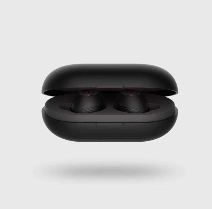 Ghanaian Innovator, Danny Manu has developed wireless earbuds, that can auto translate over 40 languages.