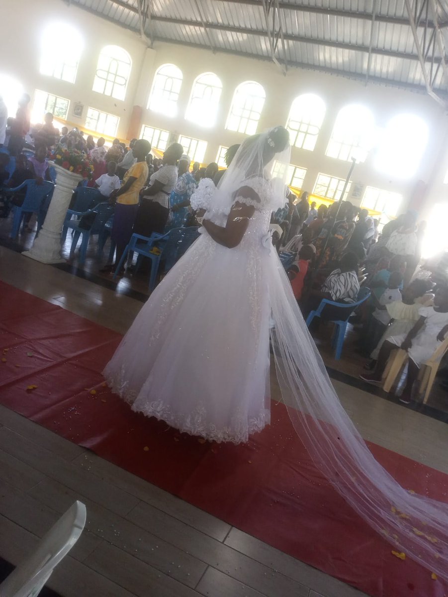 savannahboy52's tweet photo. Congratulations Ann an Mosee in your colourful wedding 🎊
#GucciAncora @crazy_kennar #LoveIsBlindS5 #ICCWorldCup2023 #AsianGames2023 https://t.co/g5mYJkGAV8