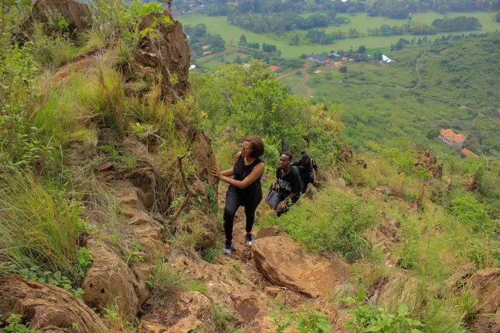 RedefiningTro's tweet photo. Looking for that adrenaline rush?
That feeling of nostalgia?
Are you a travel enthusiast?

Tororo Rock makes for a good experience
As and when you are ready for that
Contact us

@LillyAjarova has first hand experience
What,are you waiting for?

#VisitTororo
#ExploreTororo https://t.co/jAYC8ZFjf6