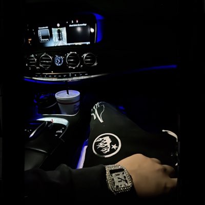 LILJAYY21's tweet photo. #NewProfilePic https://t.co/6dnsJX1eEH
