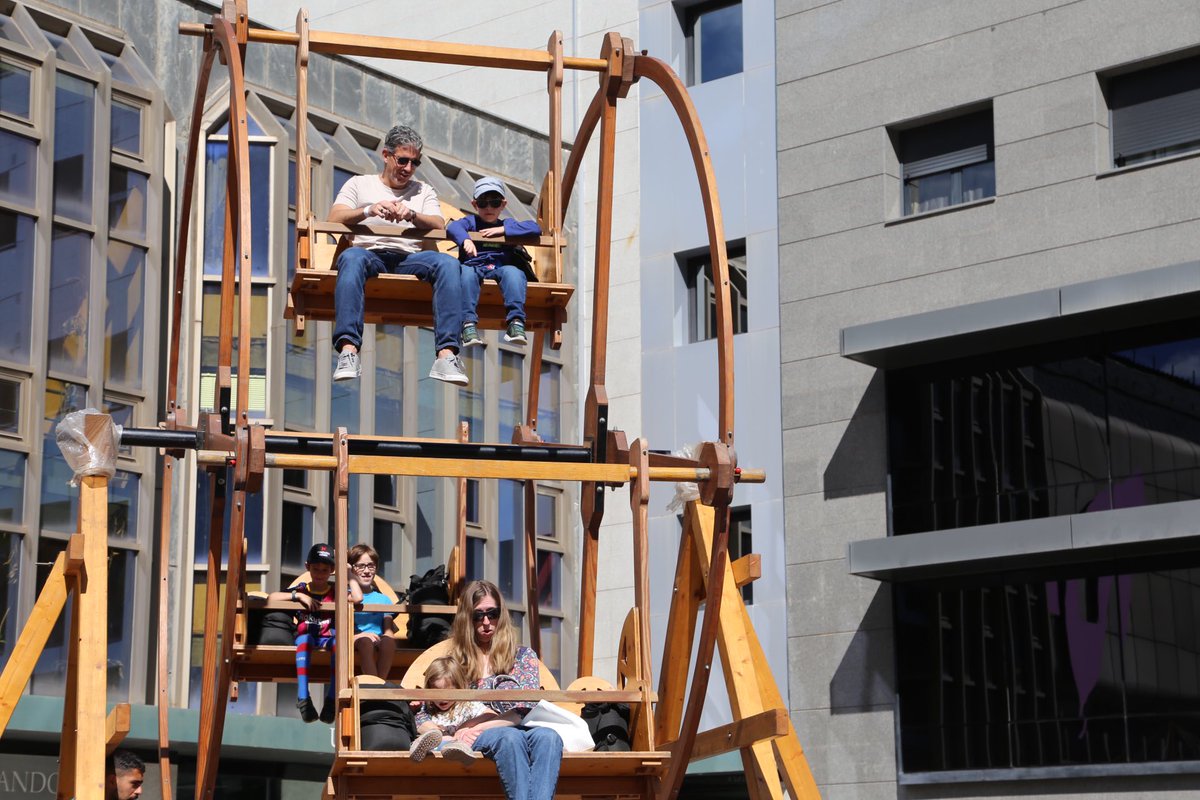 🏰🛡️ Sant Julià de Lòria s’ha transformat en una vila Medieval 

👑🎠 Vine a gaudir de les més de 70 propostes per a tota la família 

T’hi esperem❗️

#vilamedievalsjl