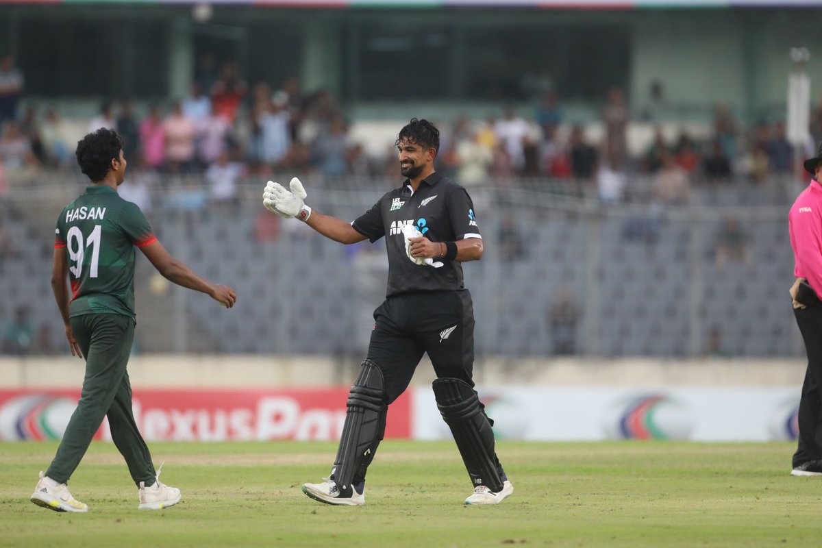 BLACKCAPS's tweet photo. ❤️

#BANvNZ #CricketNation https://t.co/0G46AE5wNc