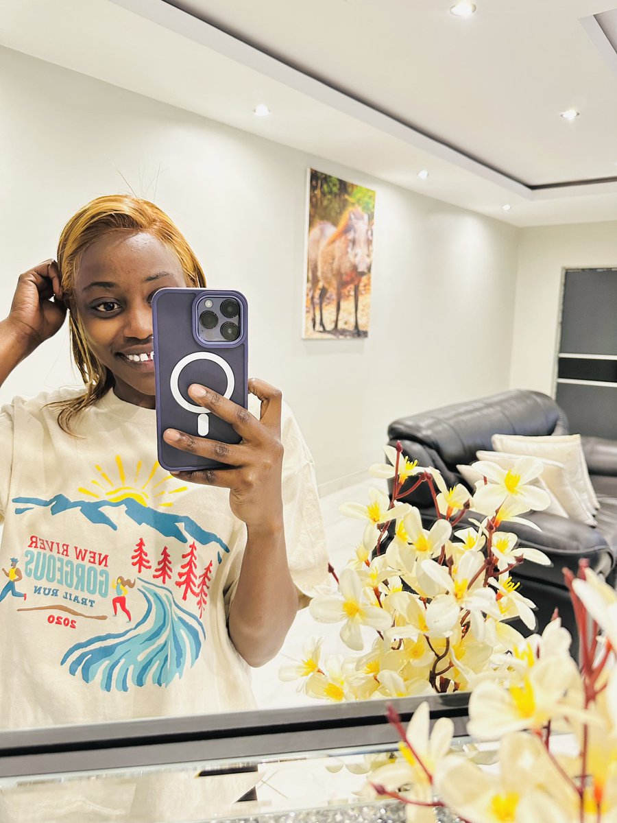 Gap-teeth 😁🍁 (@weweza7) on Twitter photo 