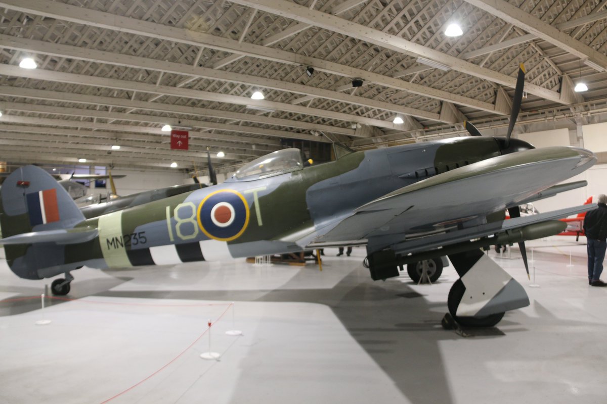 MT111tmd123's tweet image. #WW2 era fighter planes built by the British #Hawker company.
#Hurricane #Tempest #Typhoon #SeaFury