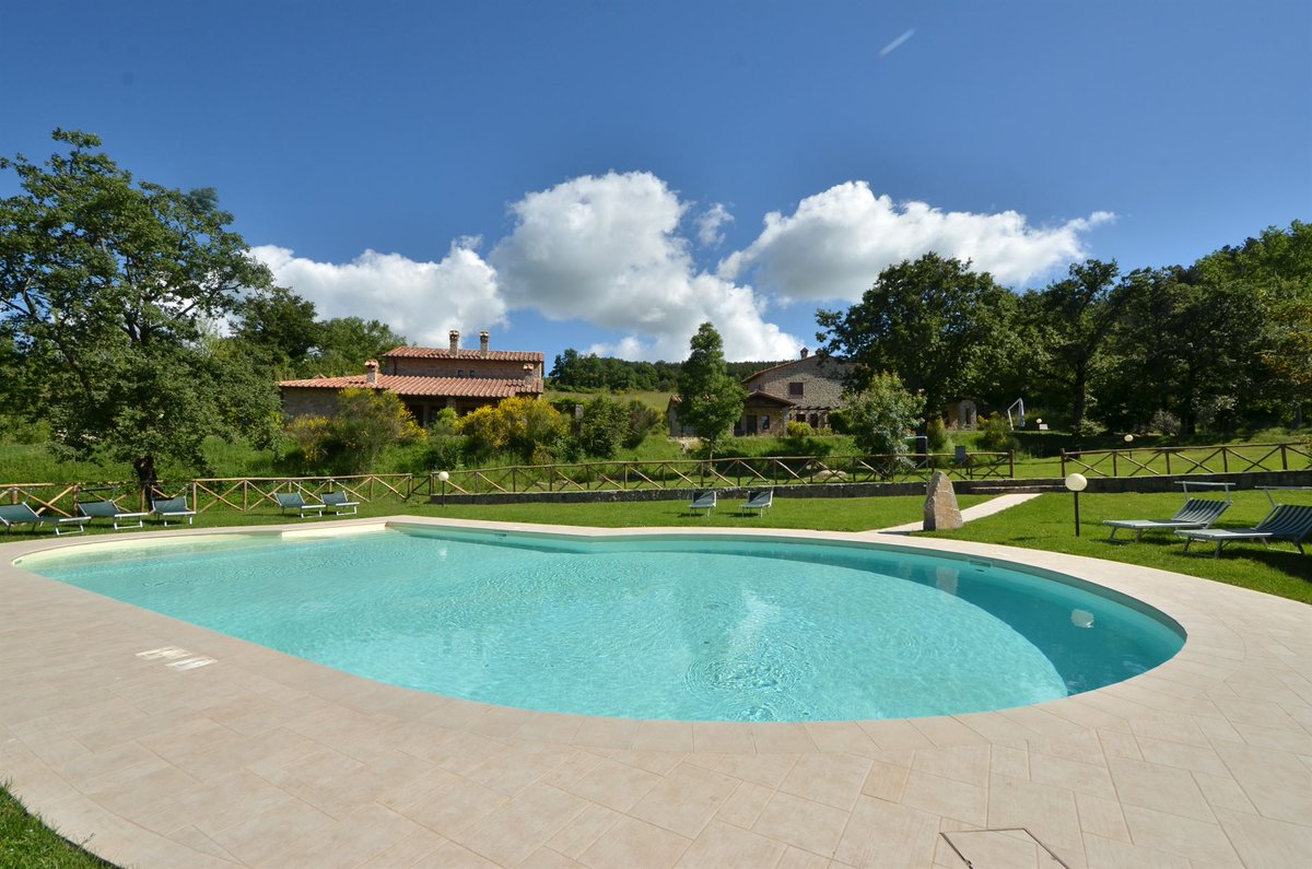 To Tuscany tweet media