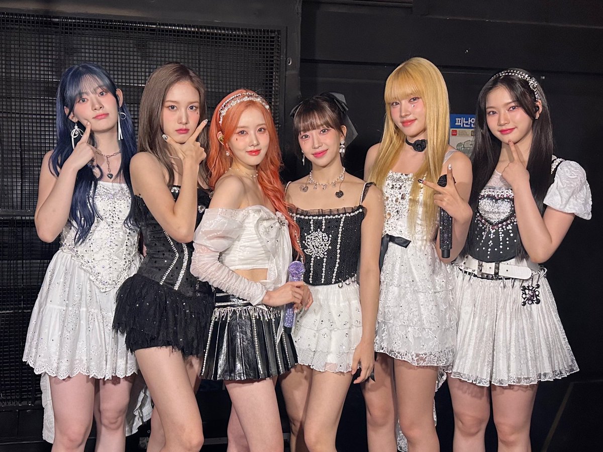 STAYC(스테이씨) tweet media