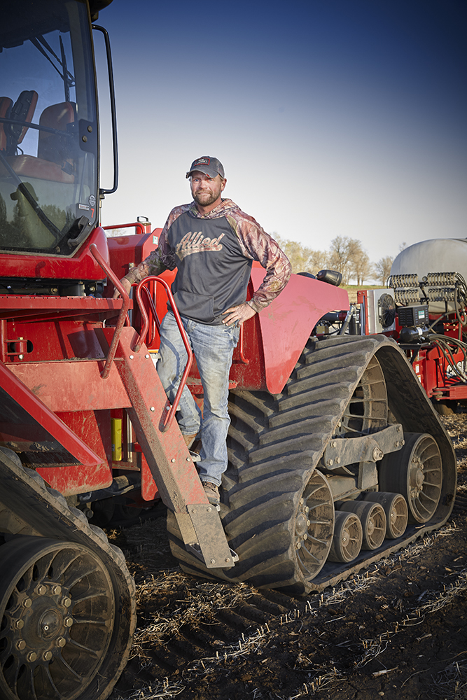 ASA_Soybeans's tweet photo. ASA VP Josh Gackle (ND) told Red River Farm Network how ASA continues its efforts to keep lawmakers informed during farm bill negotiations. Listen here: https://t.co/ralZkZFIPU #AgPolicy #FarmBill23 #USSOY https://t.co/sGnTadtlau