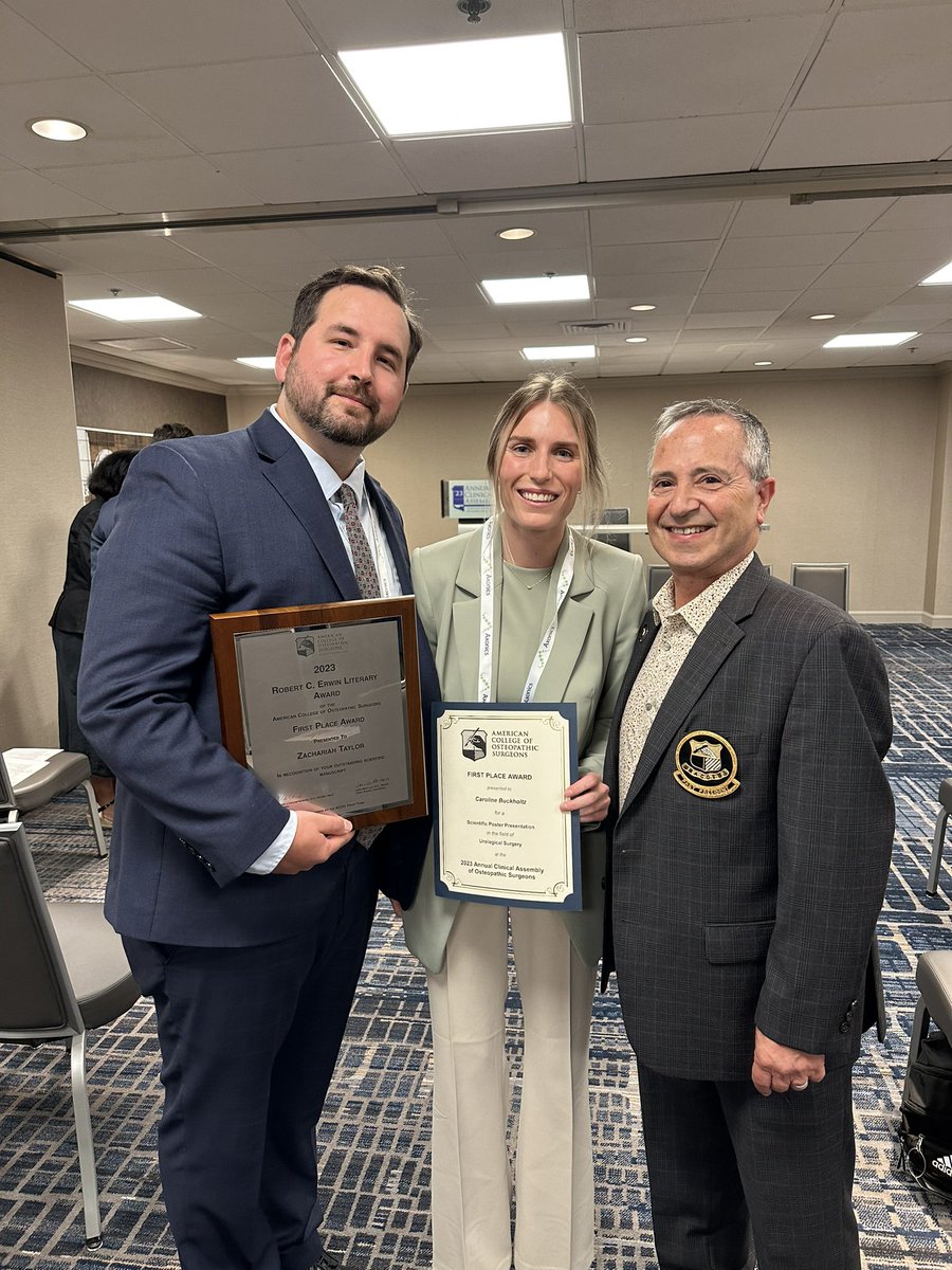 Special few days at <a href="/ACOSurgeons/">ACOS</a> #ACA2023 being immersed in the camaraderie of our DO family.

Especially proud to present research with <a href="/mlhurology/">Main Line Health Urology</a> and a huge thank you to @uro_ZT for all your mentorship! 🥂🥇