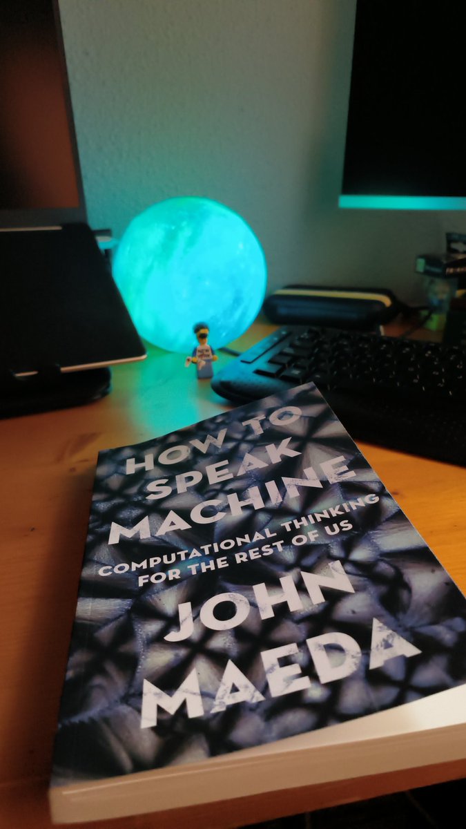 sara_ropez's tweet image. Lo que me está gustando este libro. 
Daré feedback completo cuando lo termine, pero adelanto que ayuda mucho a conectar mundos y "ver el esqueleto" de la computación para personas (como yo) que no estudiamos informática.
#HowToSpeakMachine #JohnMaeda