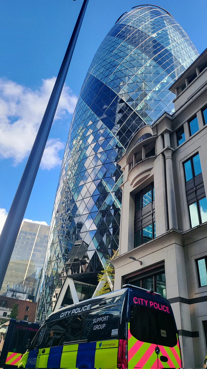 Fantastic test and exercise in the heart of London today, observing the best in emergency services, @CityPolice @Ldn_Ambulance and @LondonFire working together, seeking out learning opportunities, in partnership with city building, security and facilities specialists.