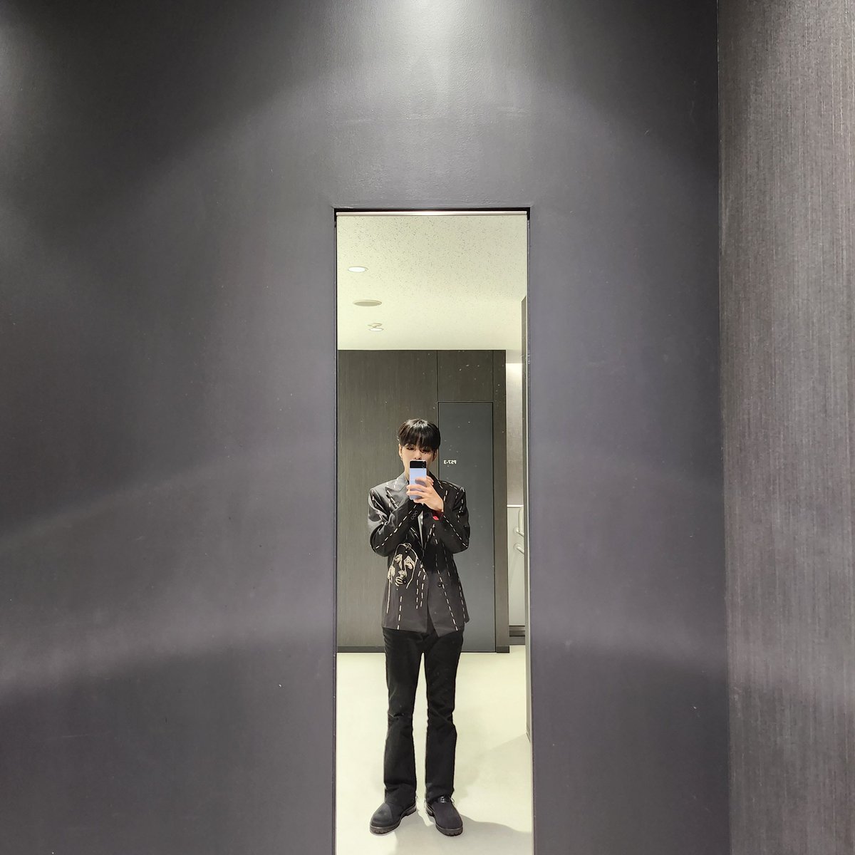 lovelyjaehyuk_'s tweet image. 230923 weverse [post] #윤재혁