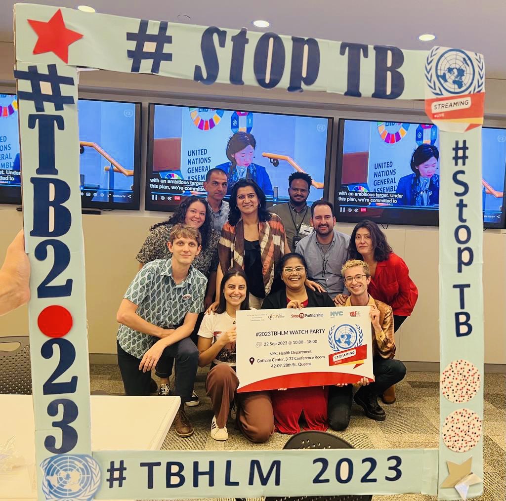 Such an inspiring group of #Tuberculosis #advocates. Together #YesWeCanEndTB #StopTB ⁦<a href="/StopTB/">Stop TB Partnership</a>⁩ ⁦<a href="/priyankaaiyer/">Priyanka Aiyer</a>⁩ ⁦@mwfrick⁩ ⁦<a href="/TAGTeam_Tweets/">Treatment Action Group (TAG)</a>⁩ ⁦<a href="/rhea_lobo/">Rhea Lobo</a>⁩