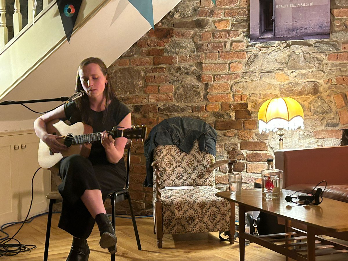 otherside_event's tweet photo. Thanks to everyone who joined us for a special show last night in Tralee, as part of Culture Night.
Ghrá mór to our amazing guests Ríona Boland, Michael Keegan Dolan, @MDukarska, @Buailtin for their stories, music and wit ❤️

Supported by @CultureNight &amp; @KerryCoArts https://t.co/6y58Onjrrl