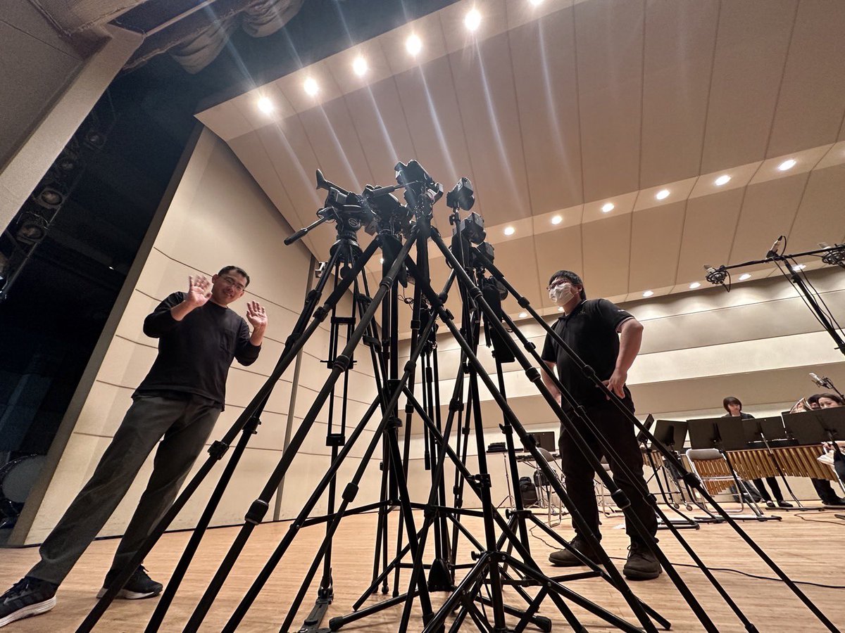 mermasa_Rec's tweet photo. 【緩募】
楽器の顔と名前が一致していて、オケや吹奏楽でどの辺りにいるか大体分かって、音色もある程度わかって…あとカメラのことに興味もある方…！

ハードル高すぎい！

※カメラの使い方や8の字巻きから親切に教えます！ https://t.co/9yNydg1Cc0