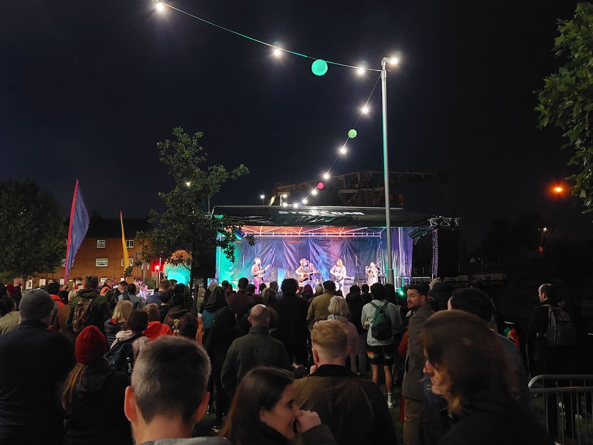 What a magical evening we had at Spencer Dock for @CultureNightDub supported by @waterwaysirelan @NEIC_Dublin - community, creativity & heritage at the heart of every part of the programme. So proud to see such animation & joy in this public space 💙