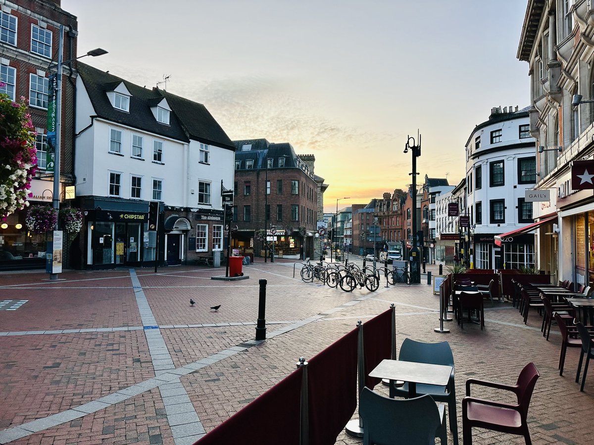 dingicons tweet media