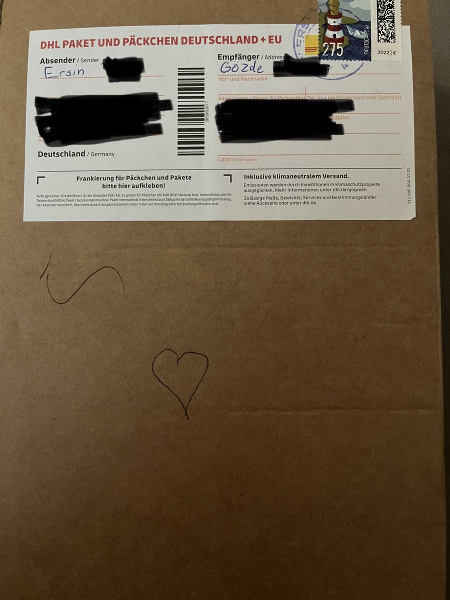 Ersin hat mir was zurück geschickt…ich hab mich noch nie so geschämt ein Paket entgegen zu nehmen…
