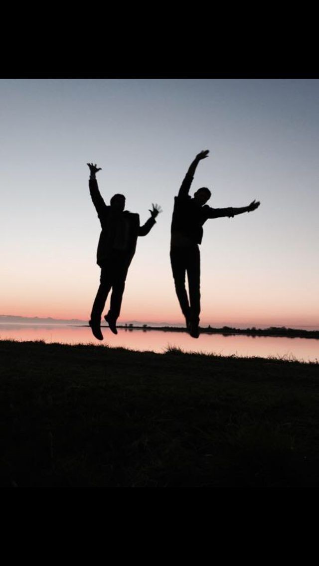 𝐑𝐮𝐟𝐟𝐥𝐞𝐝 𝐅𝐞𝐚𝐭𝐡𝐞𝐫𝐬 tweet media