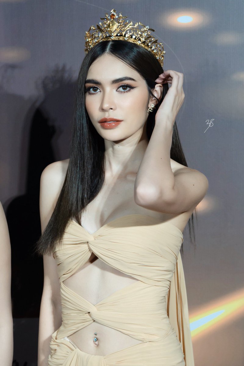 everythngwbcl_a's tweet photo. โอ้โหหหหหหหห

#FinalMGTRG24xENGLOT
#ชาล็อตออสติน #CharlotteAustin
@itscharlotty https://t.co/xflUznv2y3