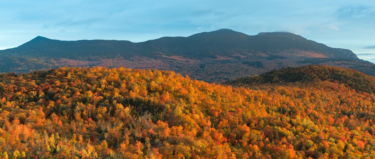 visitmaine's tweet photo. Fall, you beautiful season! You’re here and we couldn’t be more pleased. Where in Maine is your favorite fall spot? Show us your pics! 🍂 🍃 🍁 #MaineThing #FirstDayofFall https://t.co/NzviT1ncOv