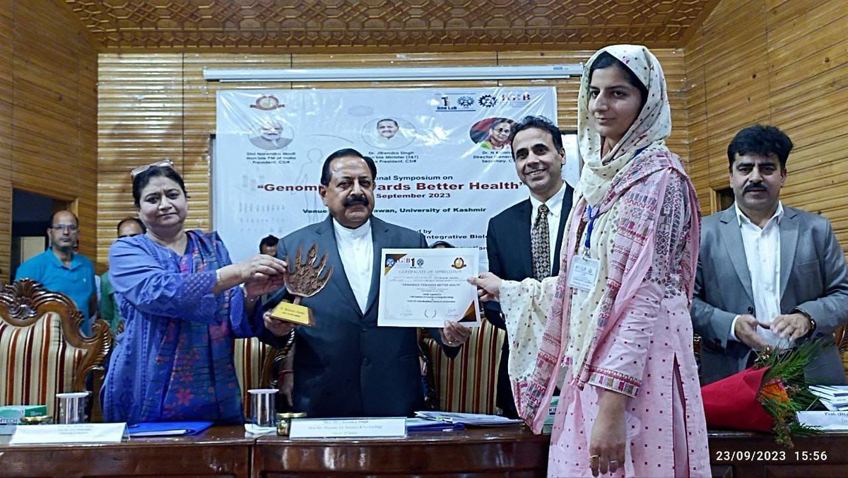 DrJitendraSingh's tweet photo. Presented “ICMR India #Diabetes Joint Diabetes Educator Programme Awards” to young professionals at University of Kashmir,#Srinagar. https://t.co/oFSVHXyR5O