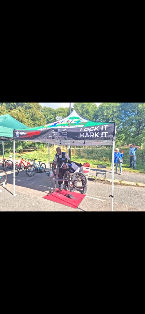 MPSRTPC's tweet photo. Officers from #Lambeth Safer Transport team are in #Vauxhall today on Goding Street #SE11, Bike Marking until 1700. Pop down and say hello 👋 @lambeth_council https://t.co/WPJI5328sL