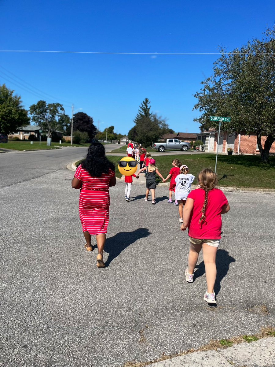 MrsSarahSims's tweet photo. Great day and even better weather for our annual @TerryFoxCanada Walk! #PVNCinspires @StJP2pvnc https://t.co/JR2CxcwcTp