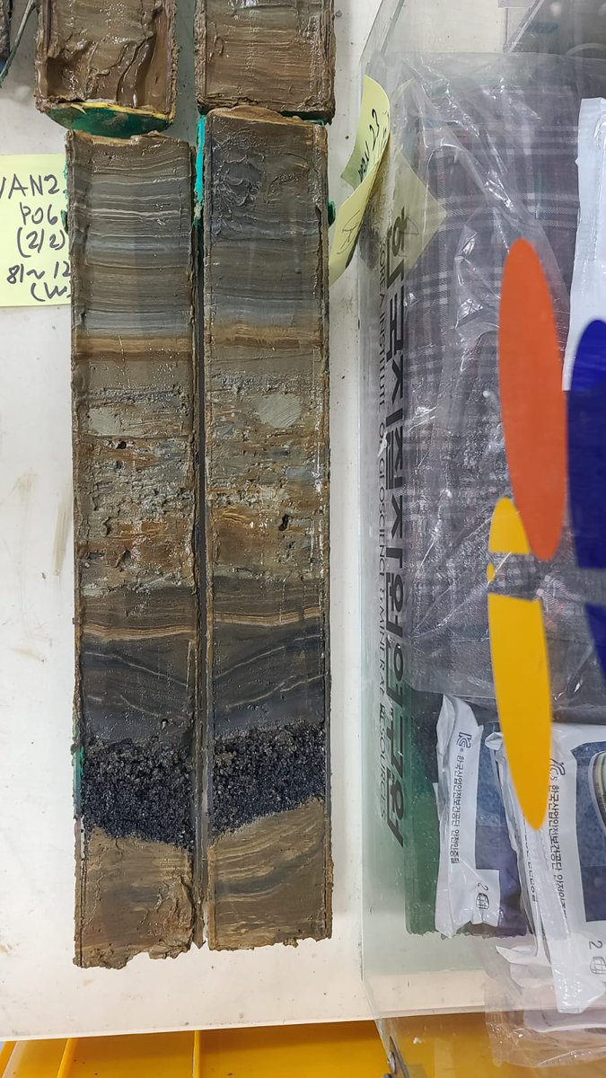 Deniz__cukur's tweet photo. The beauty of subaqueous slope failures  from Lake Van in eastern Turkiye!! https://t.co/uwnB1O1Tid