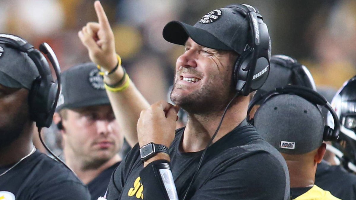 In all seriousness, would you be on board if the #Steelers wanted to bring in Ben to call plays??