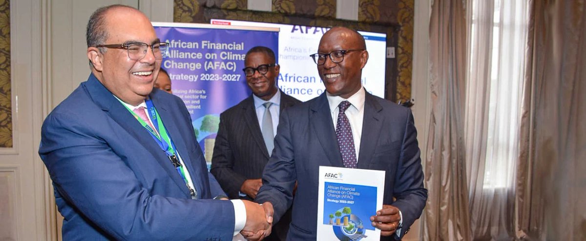 African Development Bank and the Glasgow Financial Alliance for Net Zero partner to accelerate Africa's just transition to #netzero. The GFANZ Africa Network will mobilise finance to support #climate action and scale carbon markets across Africa. t.ly/7O3q6