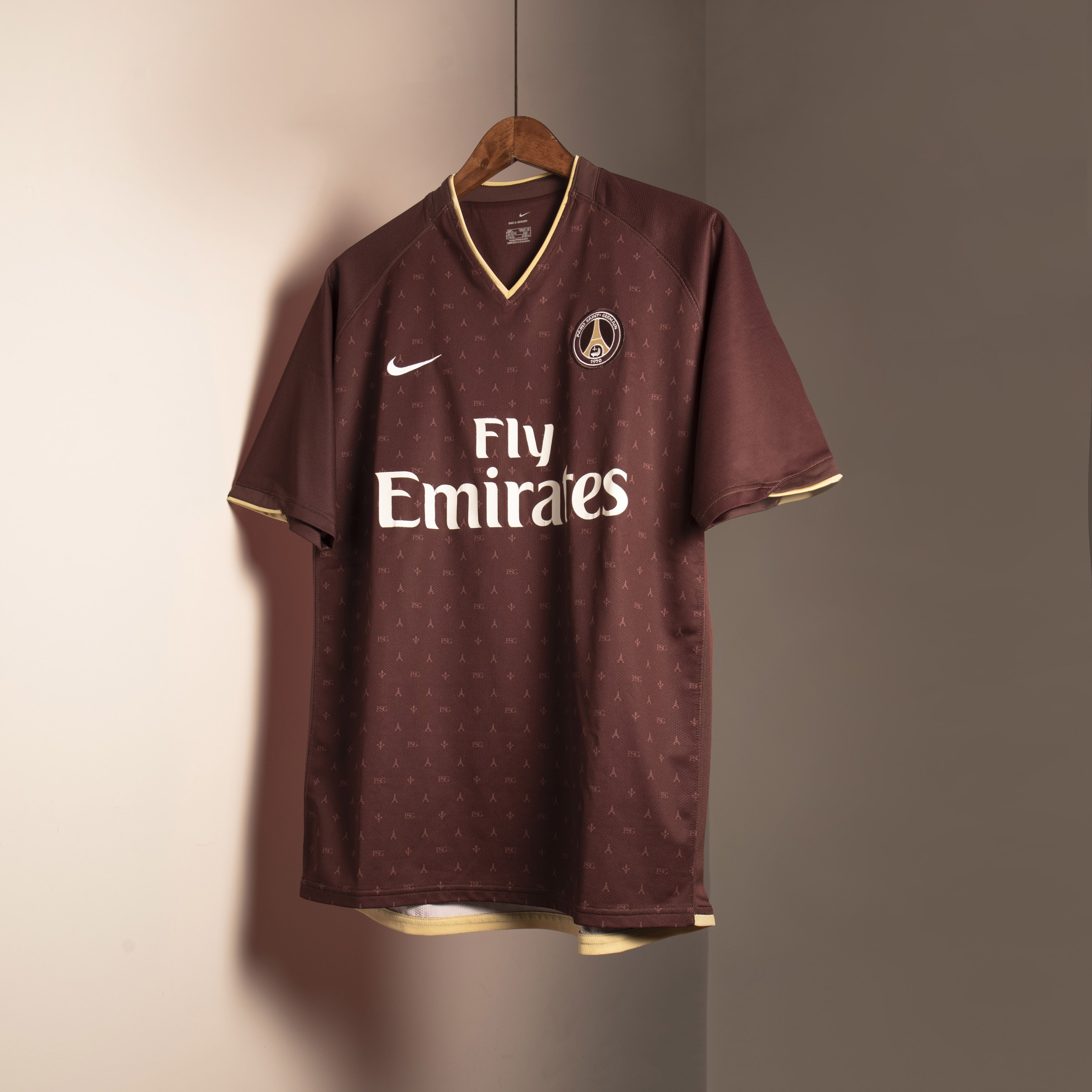 Classic Football Shirts on X: Paris Saint-Germain 2006 Away The Louis Vuitton  shirt. Hitting the site Tuesday at 14:00 (UK Time) in a size Large.   / X