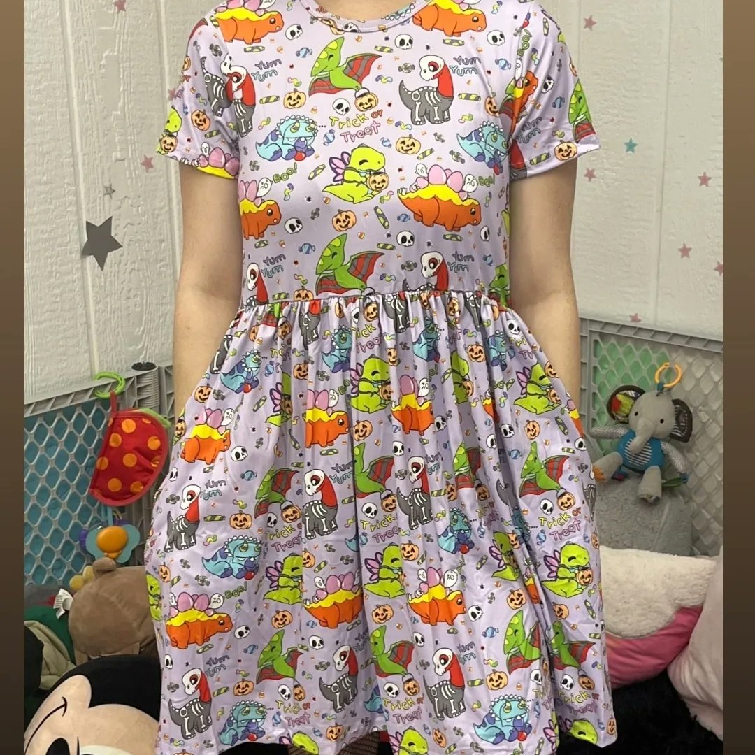 Lilkinkboutique's tweet photo. Trick or Treat Dino print https://t.co/NigCwRq11F #ageplay #ageplaycommunity #abdlcommunity #abdlbabyboy #abdl #littlecommunity #abdlclothing #abdlclothingshop #abdlplusize #adultbabyclothing #adultbabygirl #abdlgirl #abdlgirls #diaperlover #abdlbabygirl #lilkinkboutique https://t.co/4eMWV1Yvtj