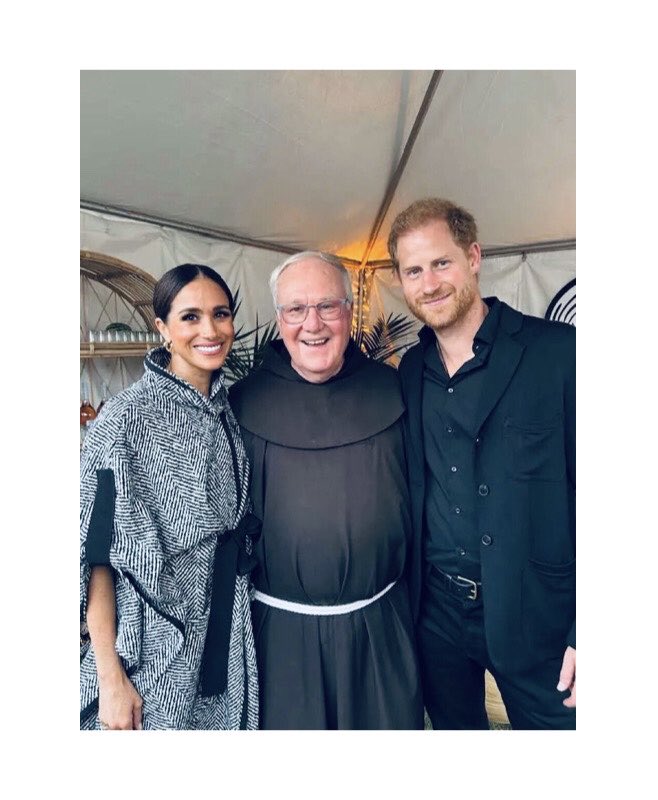 rossi4evr's tweet image. Meghan and Harry  with Fr. Gosselin at the sold out One805Live Fall Festival, an annual charity fundraiser to support the Santa Barbara county 1st responders.