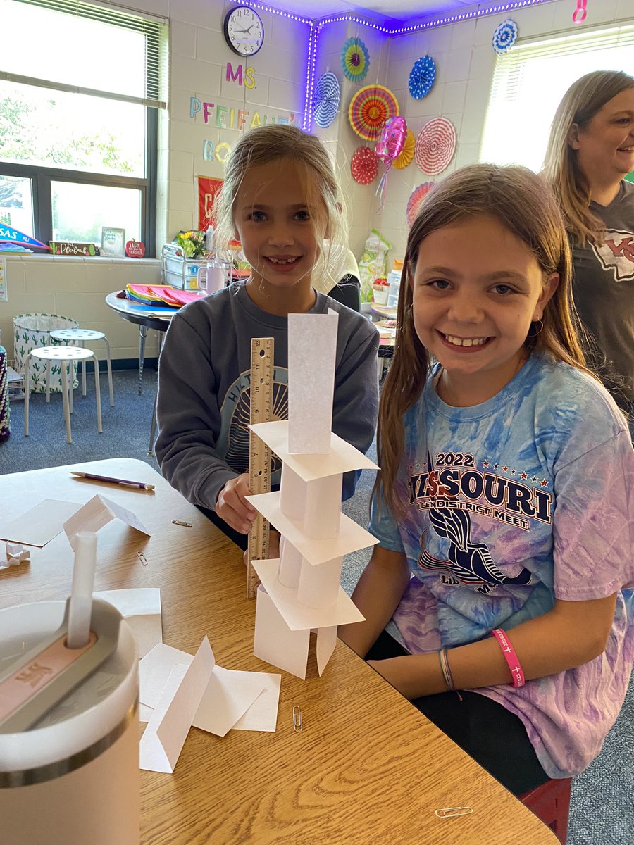 MissPfeifauf's tweet photo. In buddies this week, we practiced our engineering skills and built towers out of index cards. Miss Adler and I were so impressed with the designs and the student’s growth mindsets! Always such a fun way to top off our week! #SMSDTimeToShine https://t.co/MwO5p6xTDf