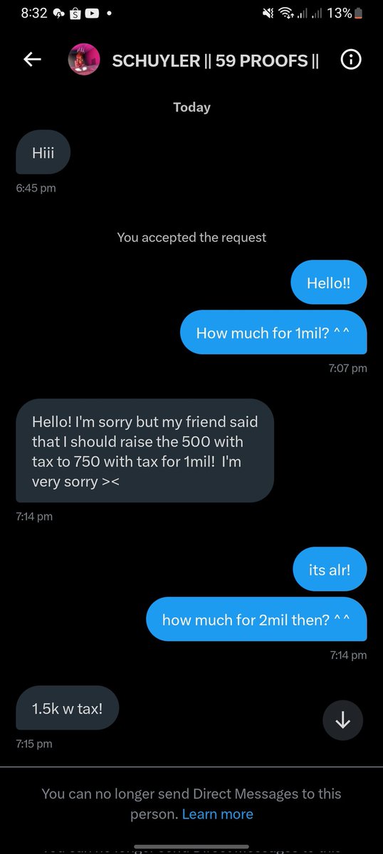 SCAMMER ALERT ❗️

@siobhanitrix scammed me for 1k+ robux !! they were supposed to give me 1mil rhd for my 850 w tax robux but they deactivated the moment i gave the robux.