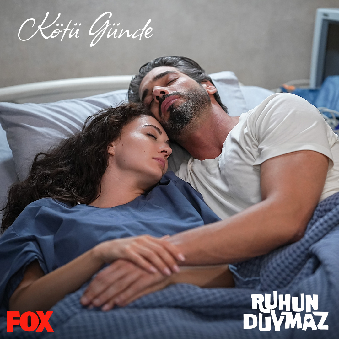 Aşk tam da bu değil mi? ❤️

#RuhunDuymaz final bölümüyle bu akşam 22.30’da FOX’ta. 💎
@foxturkiye