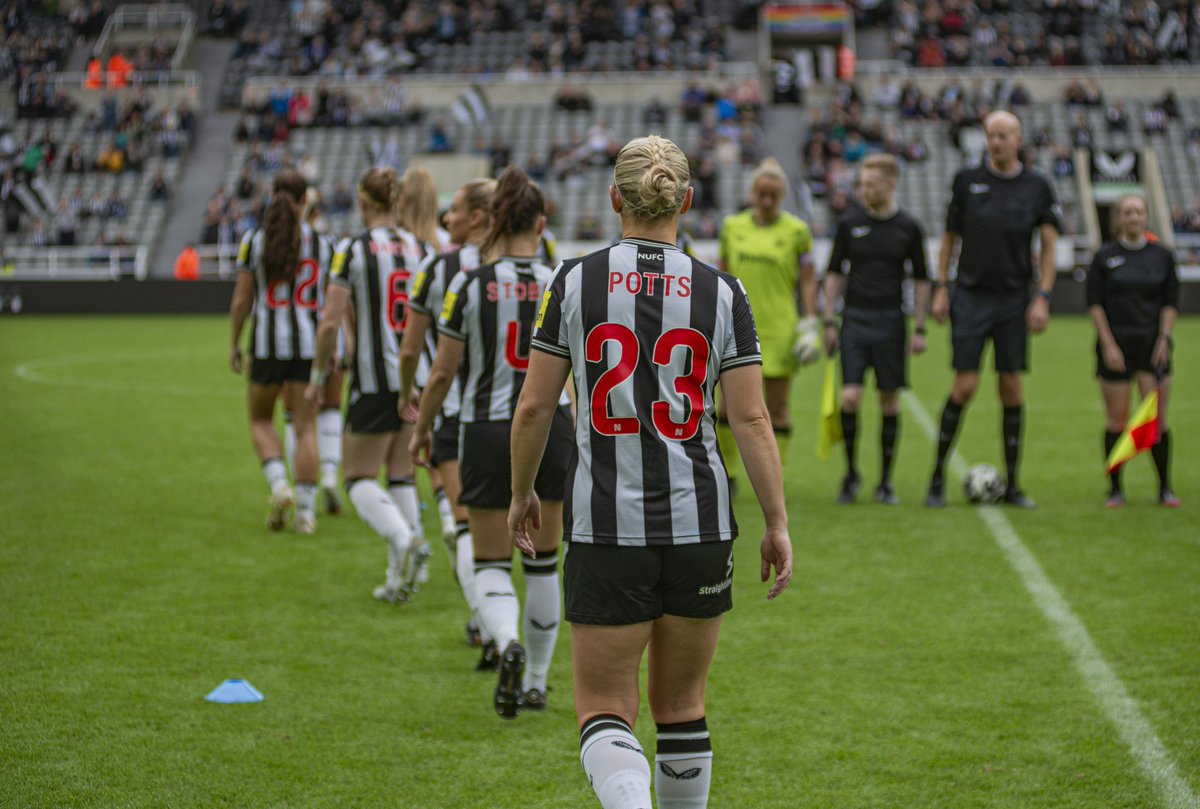 NUFCWomen's tweet photo. 🎉 Wishing defender @Charl23Potts a happy birthday!

#NUFCWomen ⚫⚪ https://t.co/Fqje5cgsLX