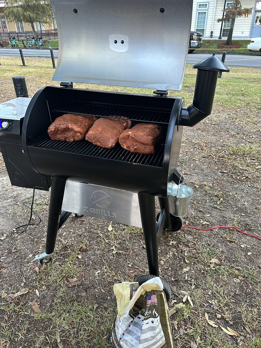 Paper Tiger Tailgate tweet media