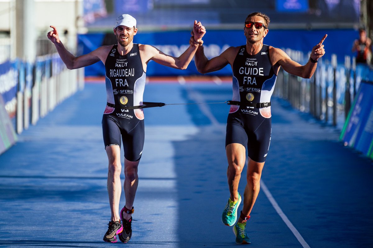 🏊 #Triathlon 🚴 Champ. du monde 🌍
📅23 septembre📍Pontevedra #Espagne 🇪🇸

🥇 Alexis Hanquinquant
🥇 Jules Ribstein
🥇 Elise Marc
🥈 Pierre-Antoine Baele
🥈 Thibaut Rigaudeau-C. Viennot
🥉 Antoine Perel-Y. Le Berre
🥉 Annouck Curzillat-J. Marano
🥉 Cédric Denuzière

BRAVO 🔵⚪🔴