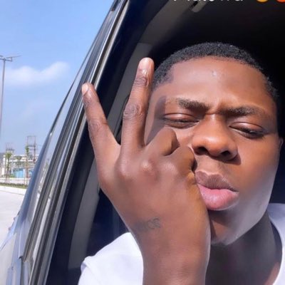 MosesTimileyin2's tweet photo. #NewProfilePic https://t.co/6ailj8FSdn