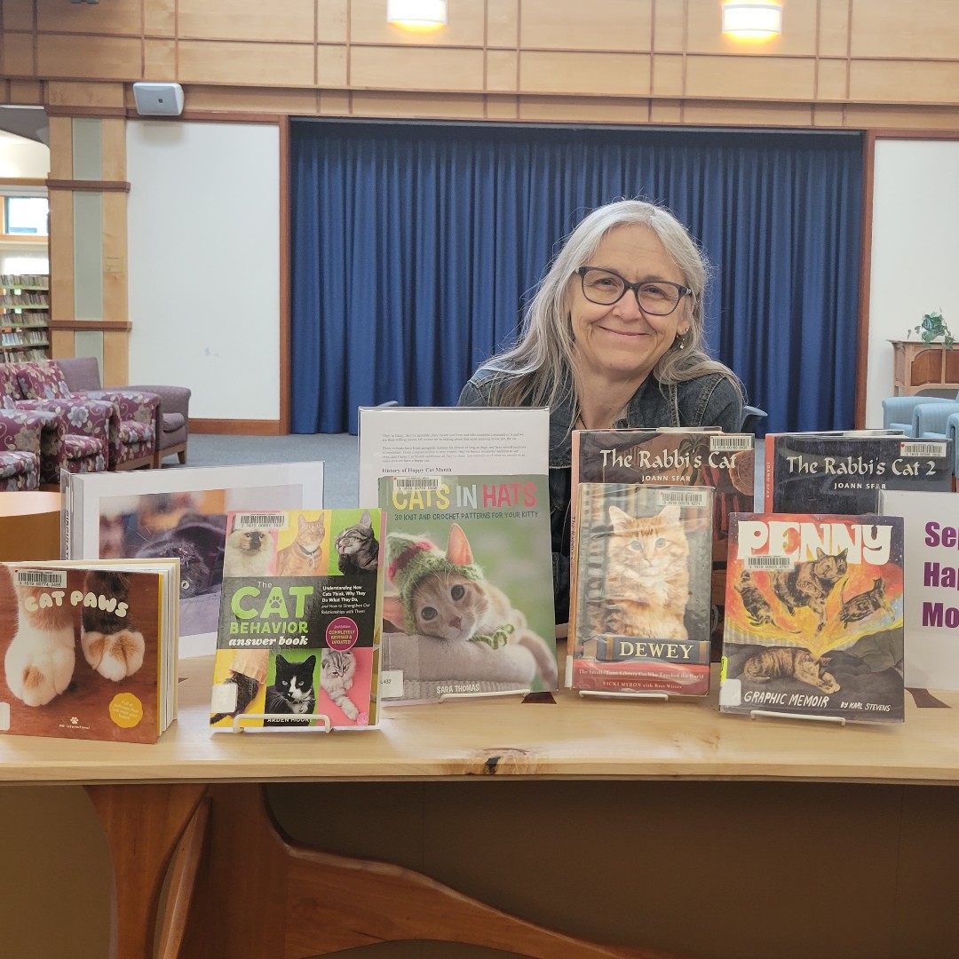 carymemlibrary's tweet image. Apparently September is Happy Cat Month although a lot of library staff like to think that's true every month. Check out the display about a variety of happy cats!
#CaryLibrary #LexingtonMA #HappyCats