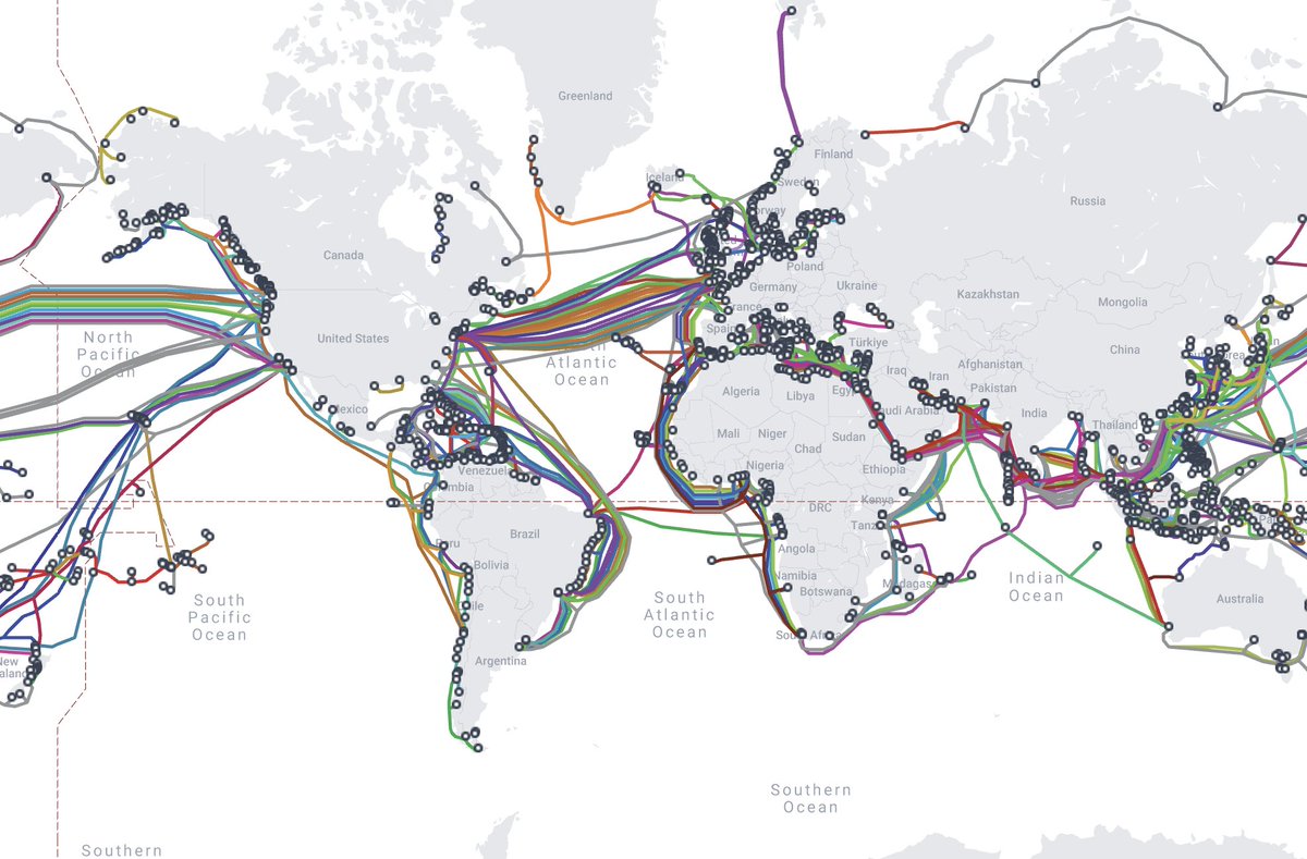 chrisdefour's tweet photo. The scale of internet cable networks is mind-boggling

https://t.co/5mkrPxESmU https://t.co/Iiqp2cRnNg