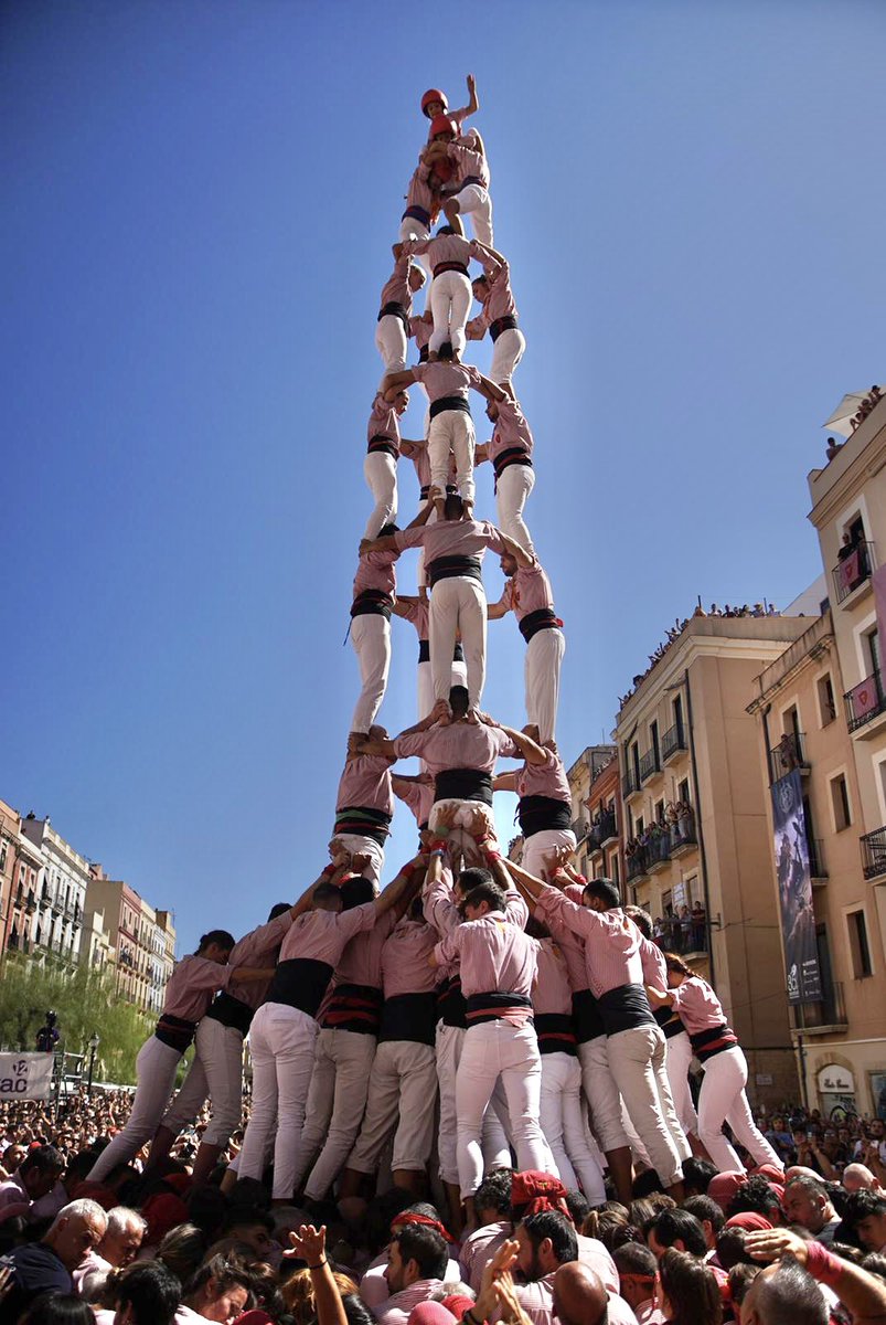 SantateclaTGN's tweet photo. @xiquetstgn @JoveDeTarragona @CCSPISP @XiquetsSerrallo 2a ronda finalitzada! ✨

@xiquetstgn: 4 de 9 f carregat.
@JoveDeTarragona: id de 2 de 9 fm.
@CCSPISP: 2 de 7 descarregat.
@XiquetsSerrallo: id 7 de 7. https://t.co/RDBBimSwLR