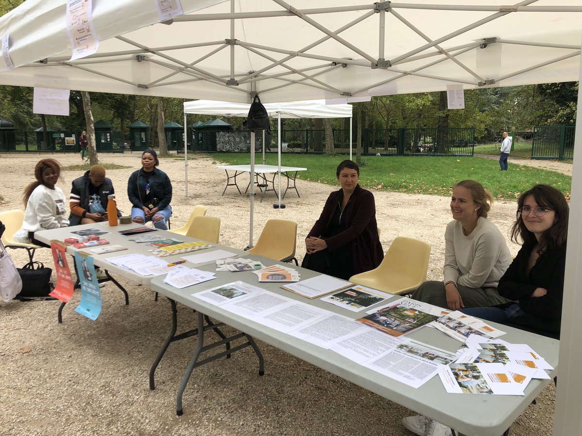 BPS et la Mission d’intervention et de sensibilisation de lutte contre la traite (MIST) présents à la @fetedesjardins pour déconstruire les préjugés sur la prostitution et promouvoir nos actions de solidarité et l’accès au droit pour toutes et tous