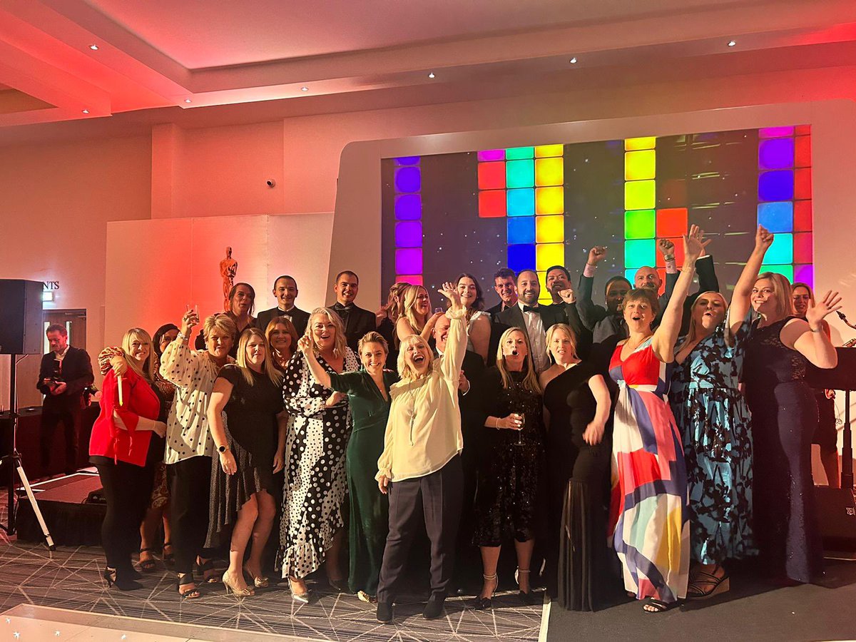 Great night celebrating OSCA nominations…This year has seen massive innovation within #teamEM… that couldn’t have been done without the dedication and engagement of our teams..proud night to reflect on what we’ve achieved this year.. #dreamteam #thankyou @DrEdHartley @DPeach22