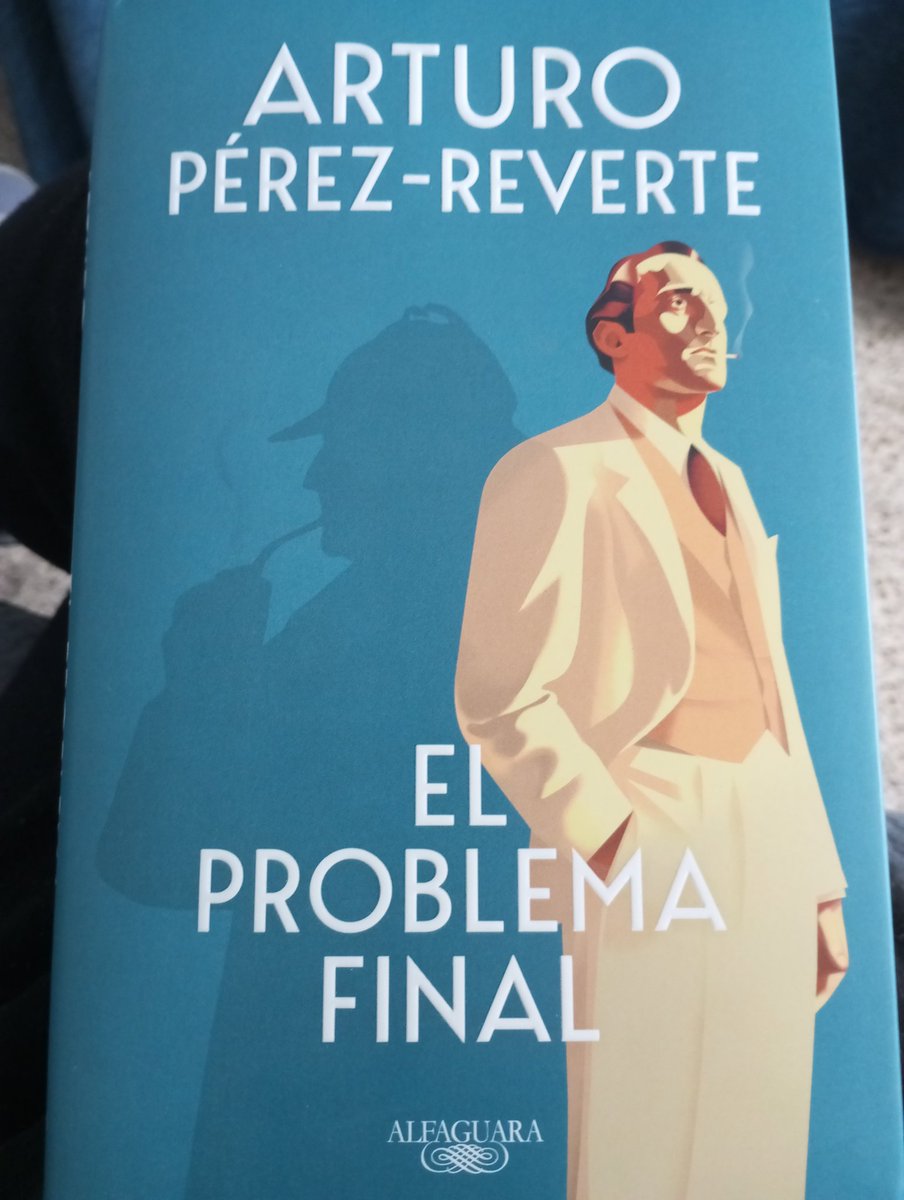Joaquinjag's tweet photo. Comenzando una nueva aventura. #ElProblemaFinal @perezreverte. https://t.co/mgtt2QOF3J