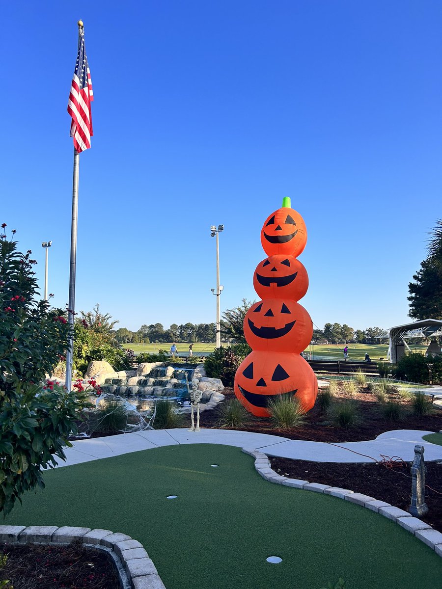 It’s a beautiful Florida Fall morning at the 2023 Corbett Prep Peacock Classic at Plantation Palms! #corbettprep #golf #peacockclassic