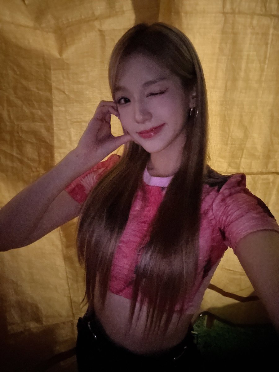soodampics's tweet photo. soodam weverse update https://t.co/wdHTQWQqot