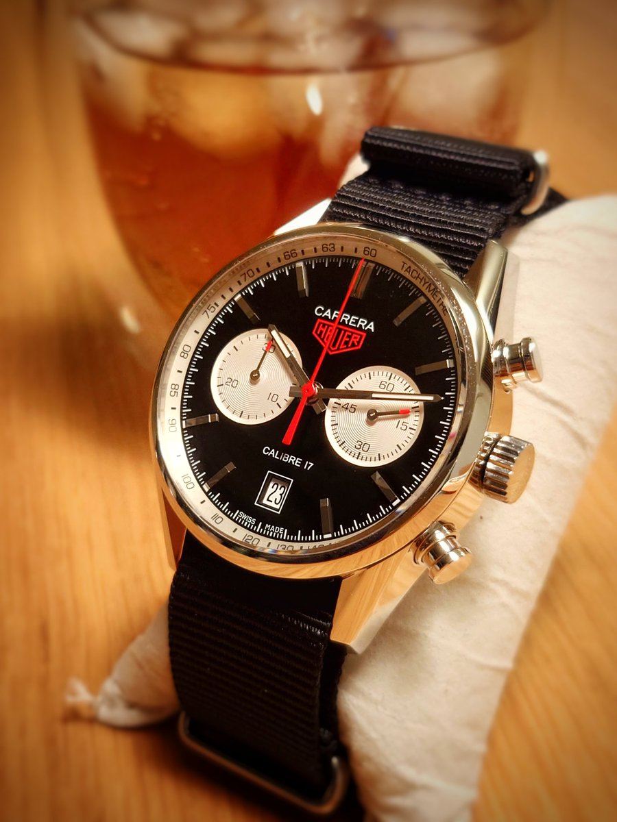 Pugzo_Channel's tweet image. ずっと見ていられる。
コーチビルディングのような美しさのある時計だ。
本当に気に入りました。

#TAGHeuer 
#Heuer 
#carrera