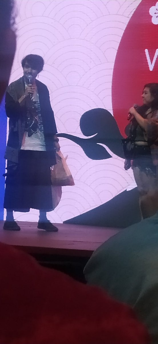 cryingL1fe's tweet image. Seeing @akidearest, @TheAn1meMan and @JohnBarrowman was the highlight of #ComicConAfrica!!! The Cosplay were out of this world too!! My favourite was Dobby with his sock.